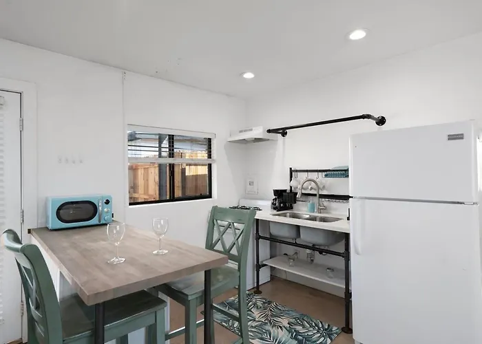 Pet Friendly Close To Asu Private Yard Apartment Tempe
